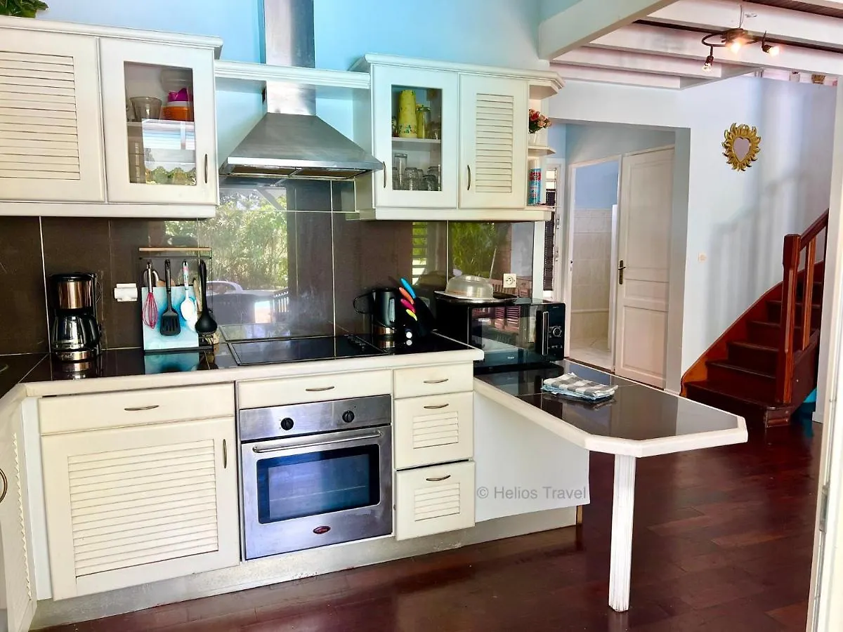 Villa Sisley, 2 Chambres, Piscine Privee, Plage A 100 M 圣罗斯 0*,